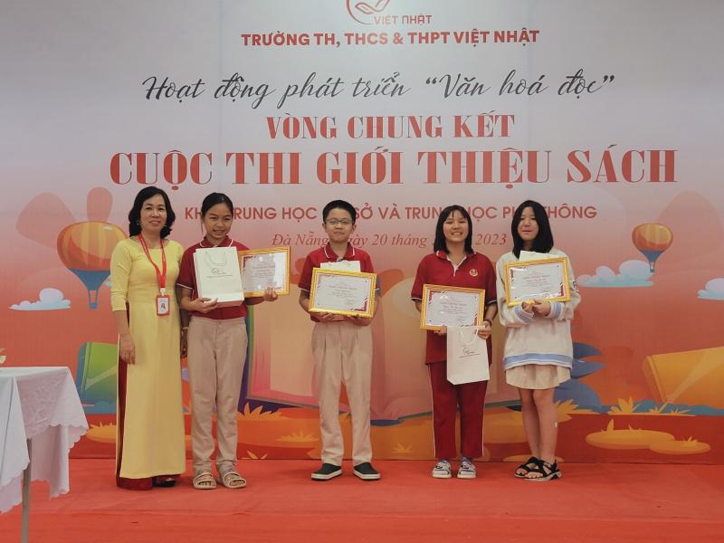 Trường THCS Liên cấp Việt Nhật