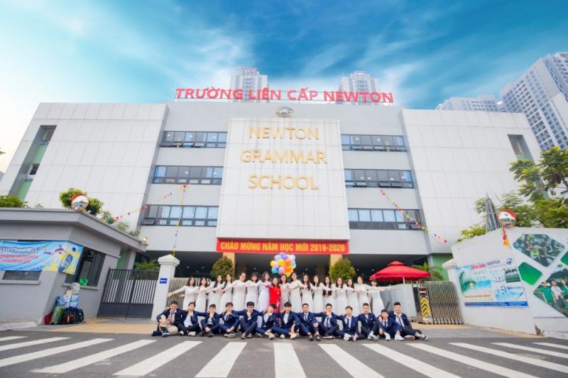 Trường THCS Newton