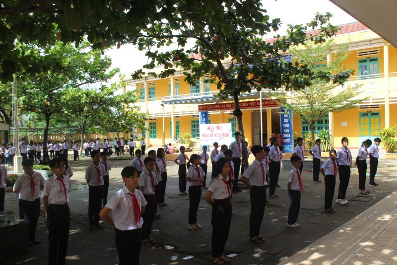 Trường THCS Nguyễn Bỉnh Khiêm