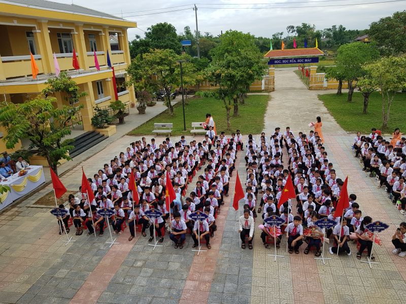Trường THCS Phong Bình