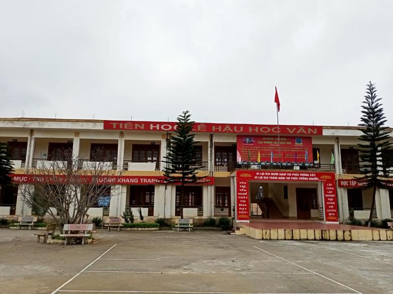 Trường THCS Xuất Hóa
