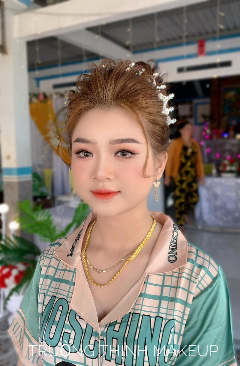 Trường Thịnh Makeup (Studio Trịnh Gia)