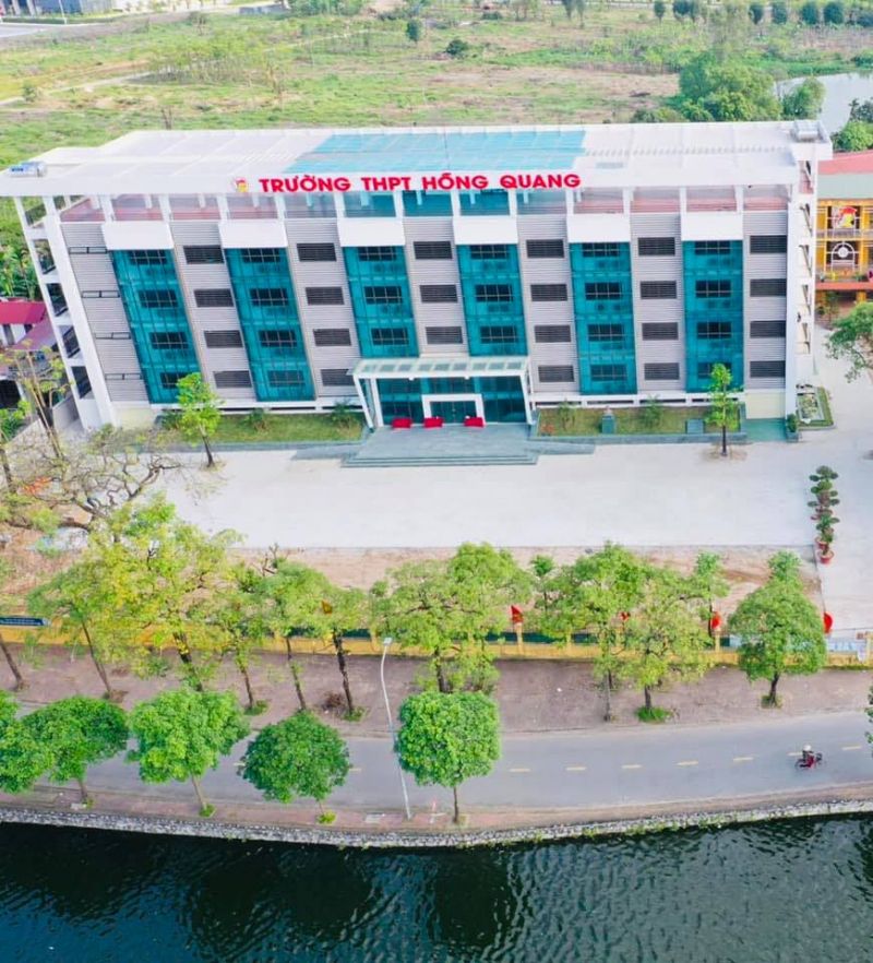 Trường THPT Hồng Quang