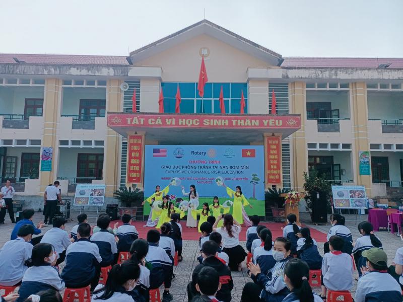 Trường Tiểu Học & THCS Thuận Đức