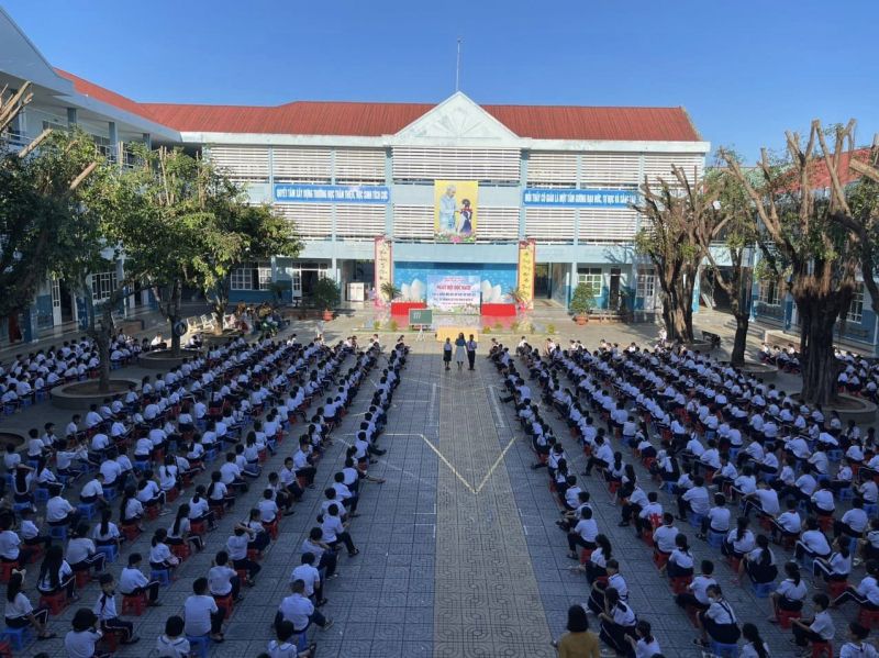Trường Tiểu học Hải Nam