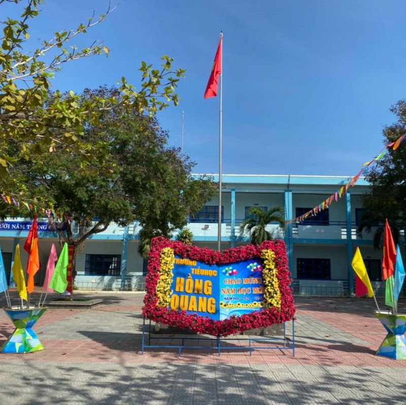 Trường Tiểu học Hồng Quang