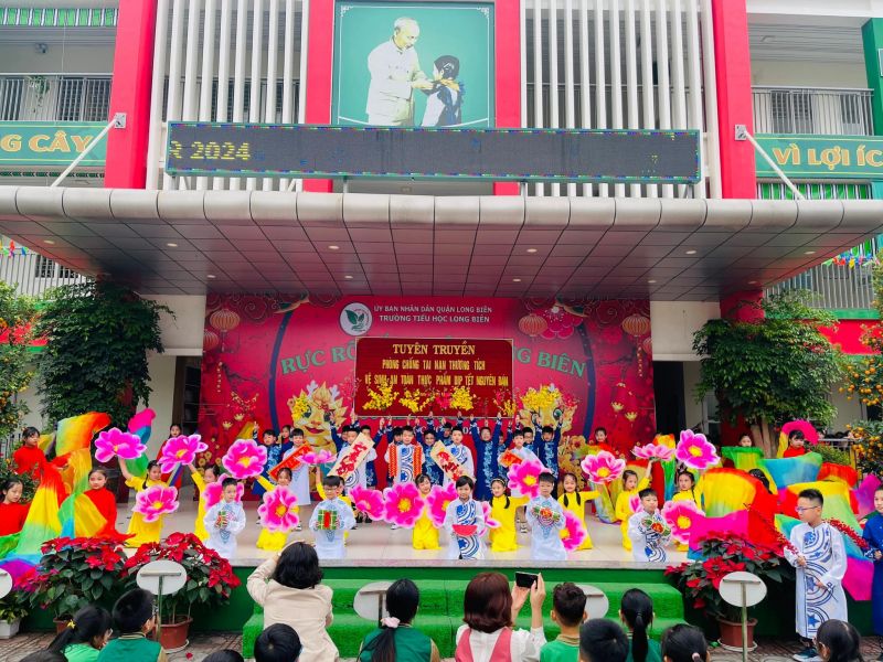 Trường Tiểu học Long Biên
