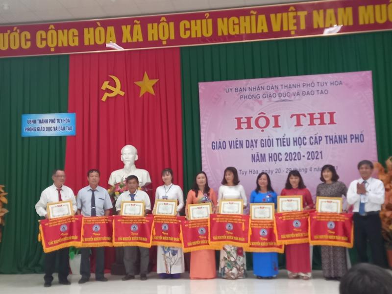 Trường Tiểu Học Nguyễn Chí Thanh - An Phú