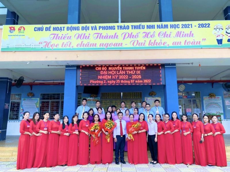 Trường tiểu học Nguyễn Thanh Tuyền
