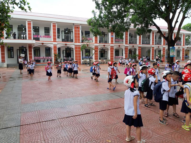 Trường Tiểu học Phụng Châu