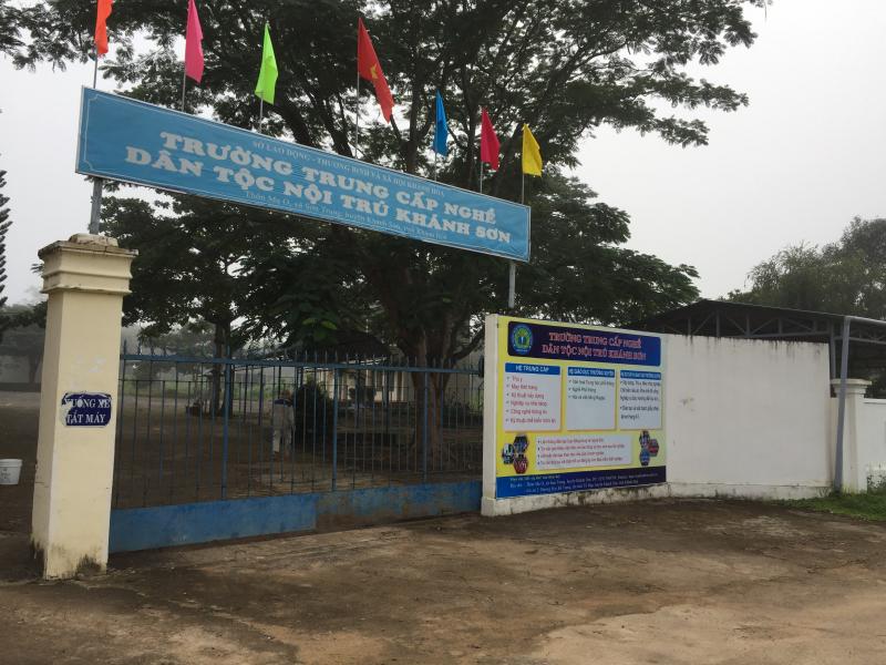 Trường Trung Cấp Nghề Dân Tộc Nội Trú Khánh Sơn