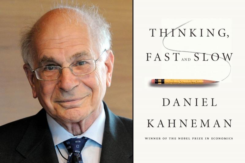 Daniel Kahneman bên cạnh cuốn sách của mình (Nguồn: Sưu tầm)
