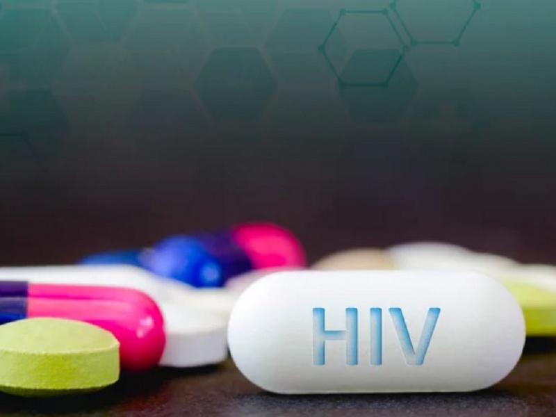 Tăng nguy cơ thận hư dẫn tới suy thận, thậm chí tử vong nếu sử dụng đồng thời với sản phẩm điều trị HIV