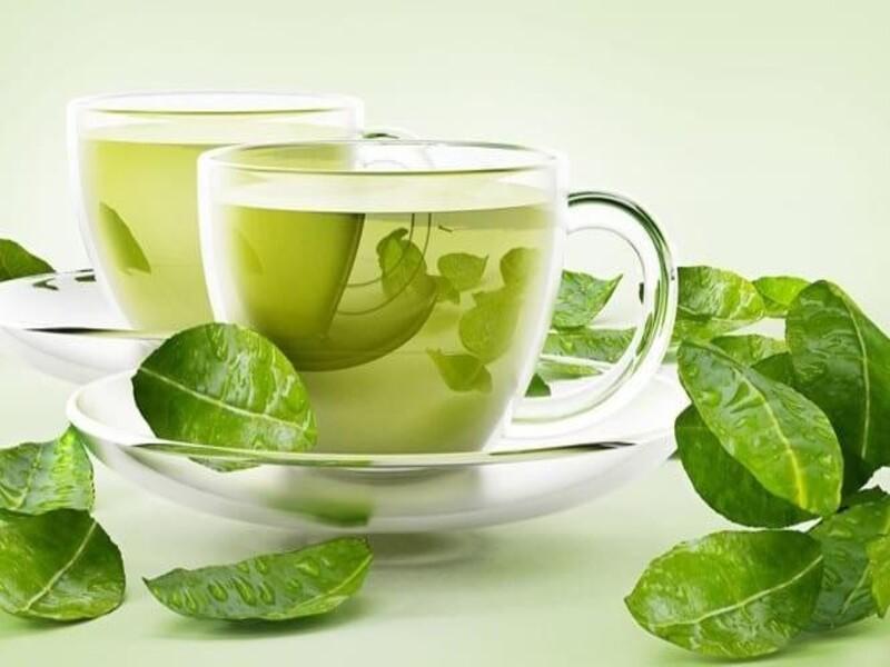 Uống trà xanh giúp giảm mỡ