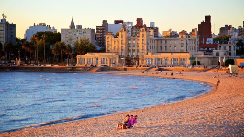 Uruguay phát triển kinh tế chủ yếu nhờ vào nguồn tài nguyên phong phú