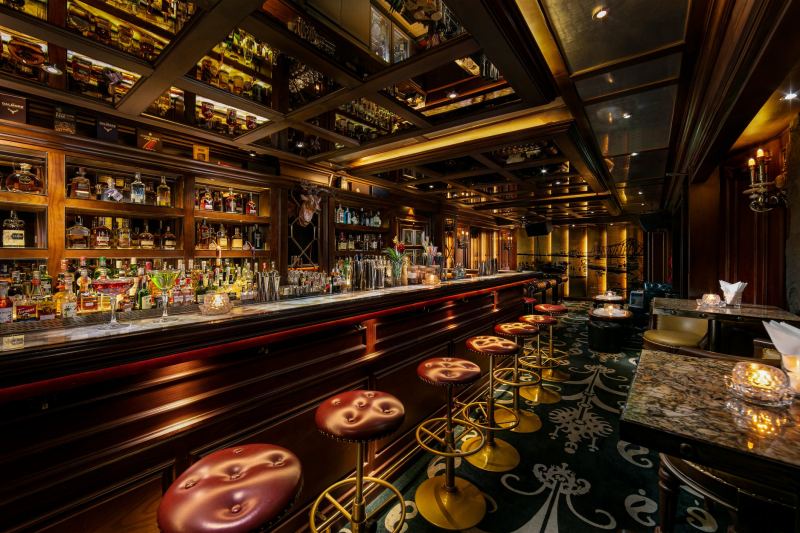 Valentino Cocktail Bar