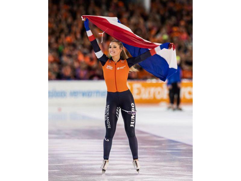 Vận động viên trượt băng Jutta Monica Leerdam