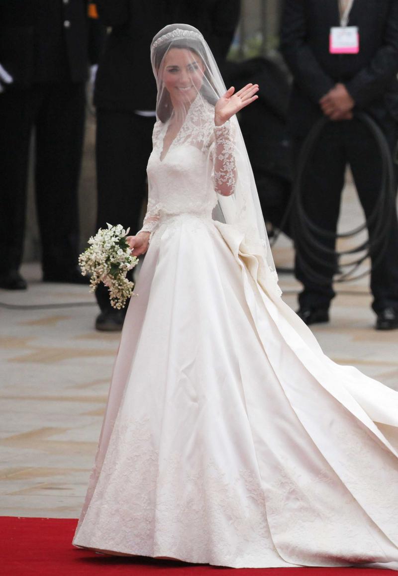 11 váy cưới đẹp nhất hành tinh