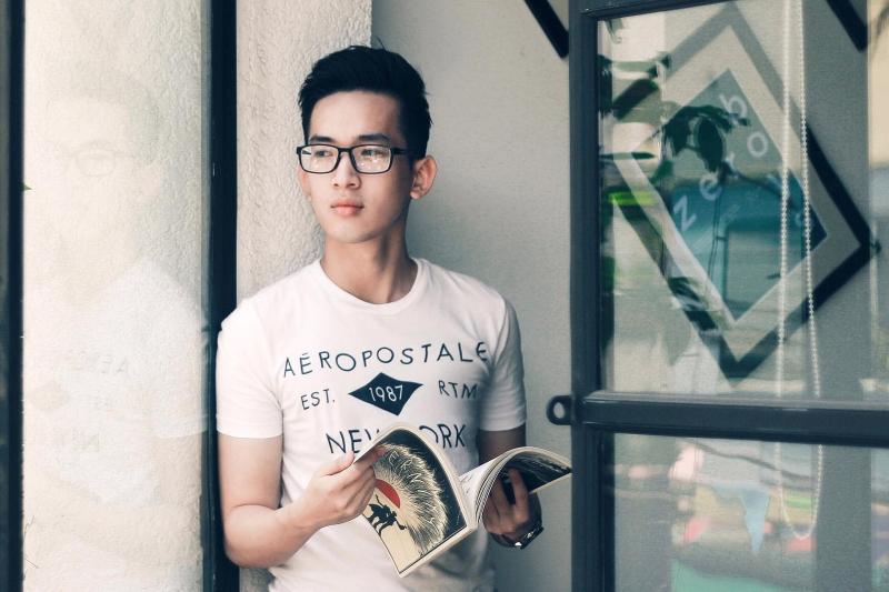 Phan Trung Hậu - sinh viên ngành Báo chí và Truyền thông - quán quân cuộc thi Nét đẹp sinh viên Nhân văn 2016