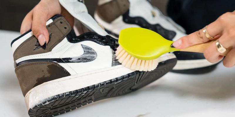 Sneaker Vitamin - Chăm sóc giày chuyên nghiệp