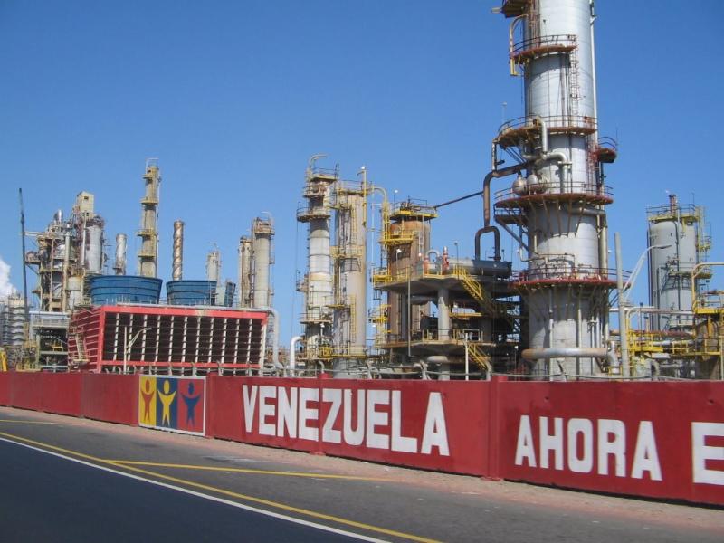 Venezuela là nước có dự trữ dầu mỏ lớn nhất thế giới
