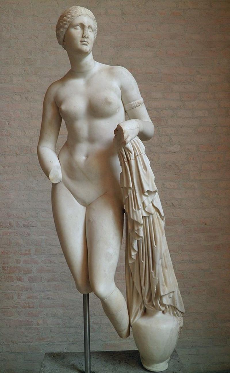 Aphrodite của Praxiteles