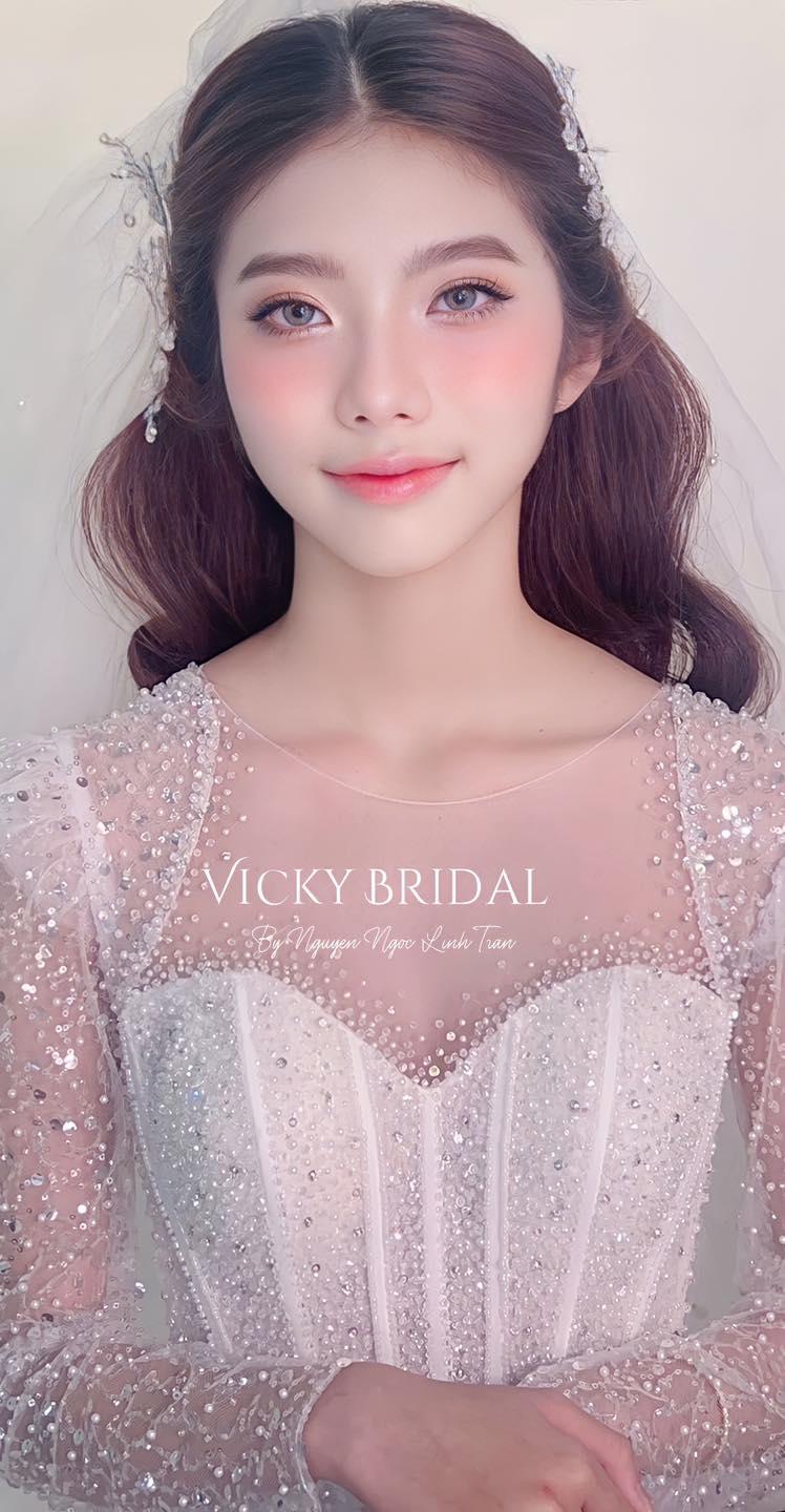Vicky Lee Make Up