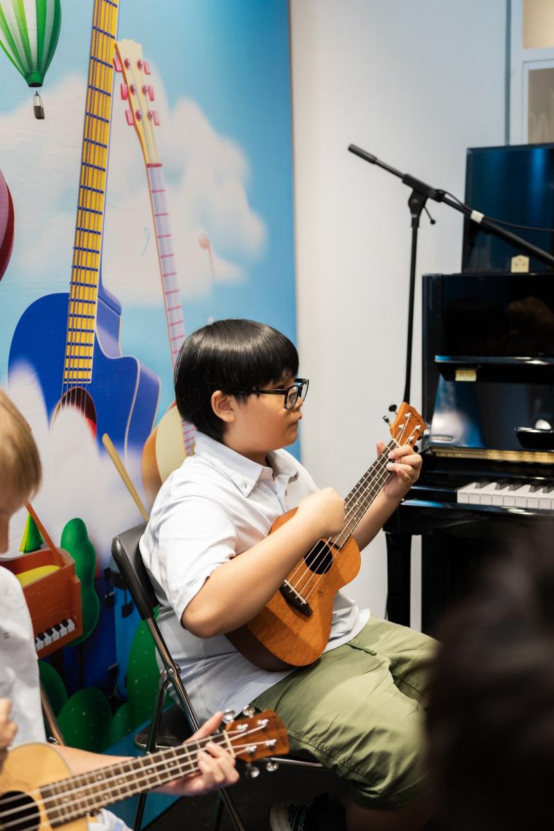 Việt Thương Music School