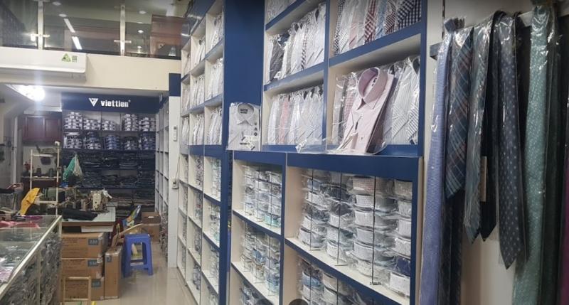 Cửa hàng quần áo nam Việt Tiến