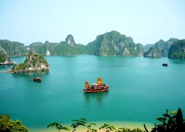 Vịnh Hạ Long - Quảng Ninh