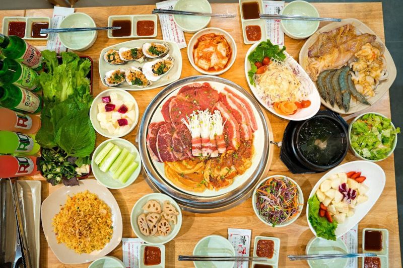 Woori BBQ - Nhà Hàng Lẩu Nướng Hàn Quốc