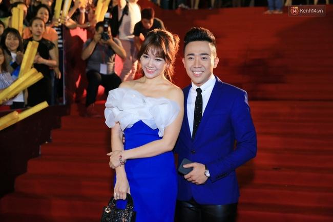Là một trong những cặp đôi hot nhất nhì của showbiz Việt nên hầu như mọi sự kiện lớn nhỏ đều có mặt của “cặp đôi vàng” này