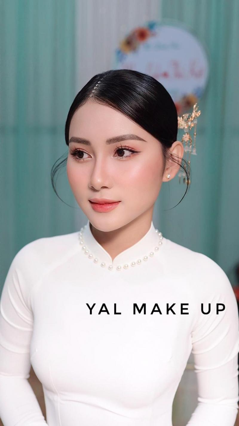 Yal Trần Make up